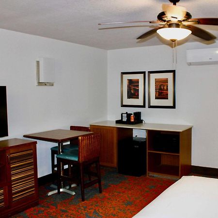 Seafarer Inn & Suites, Ascend Hotel Collection Jekyll Island Kültér fotó