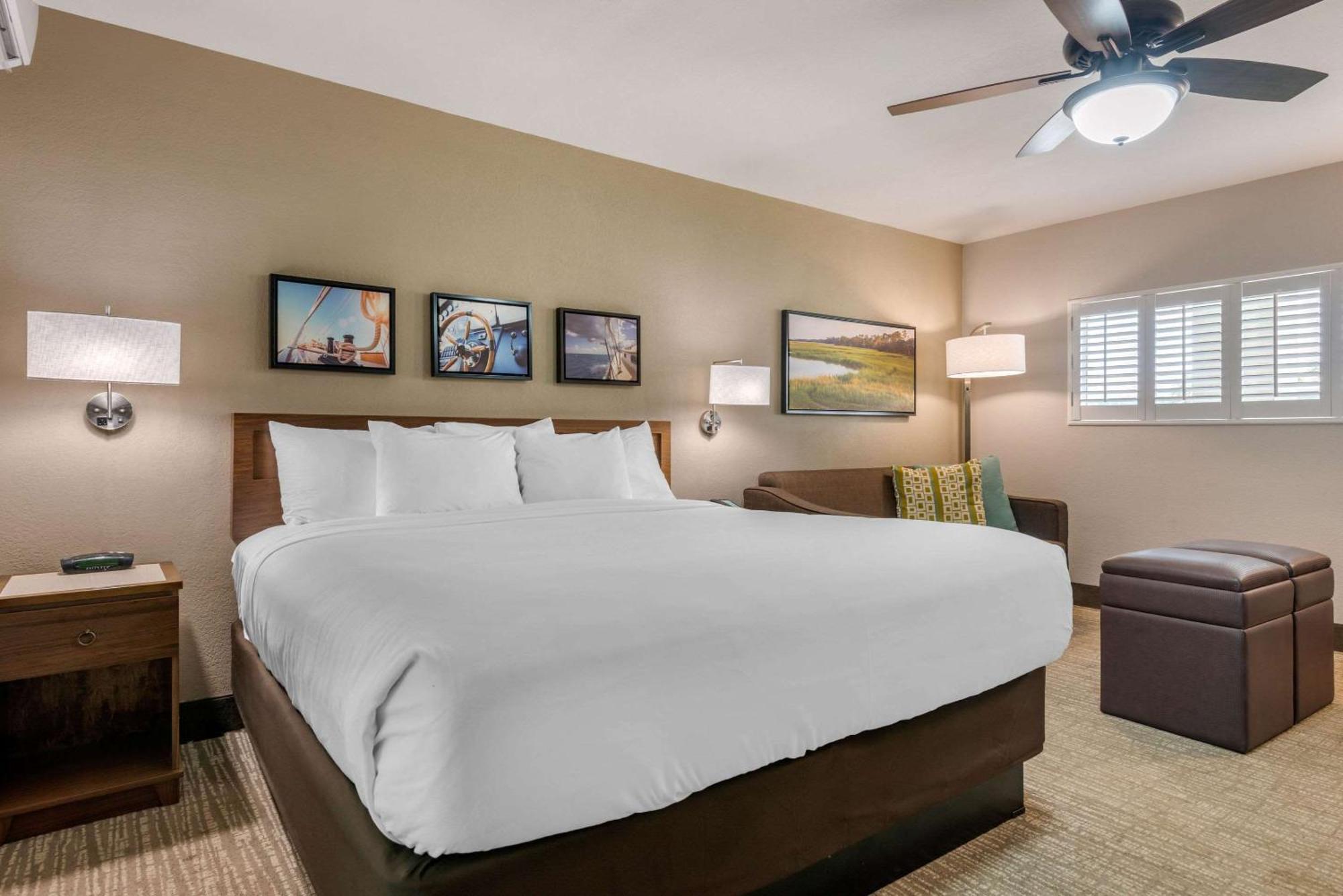Seafarer Inn & Suites, Ascend Hotel Collection Jekyll Island Kültér fotó