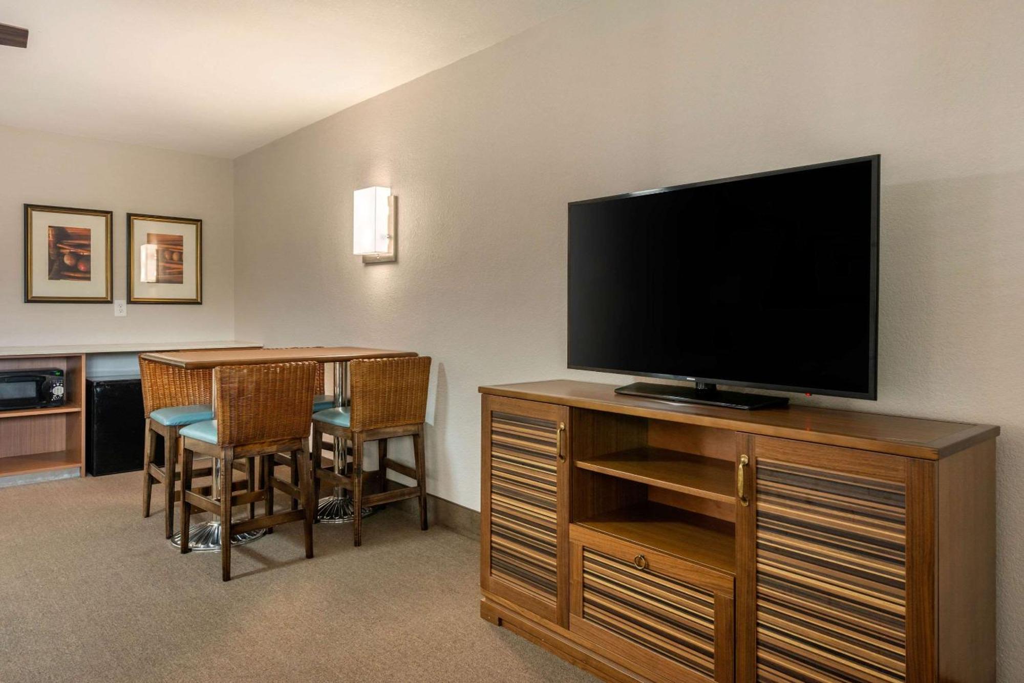 Seafarer Inn & Suites, Ascend Hotel Collection Jekyll Island Kültér fotó